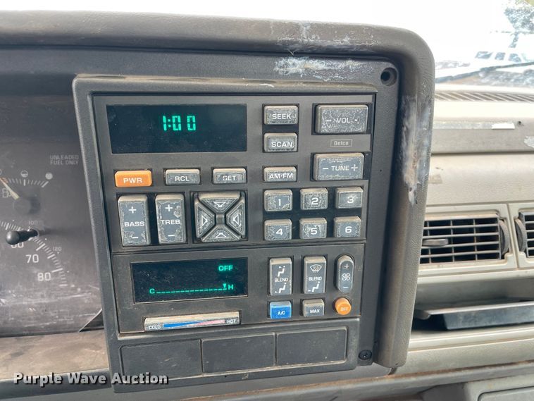 image for item MM9300 1994 Chevrolet K2500  bale bed pickup truck