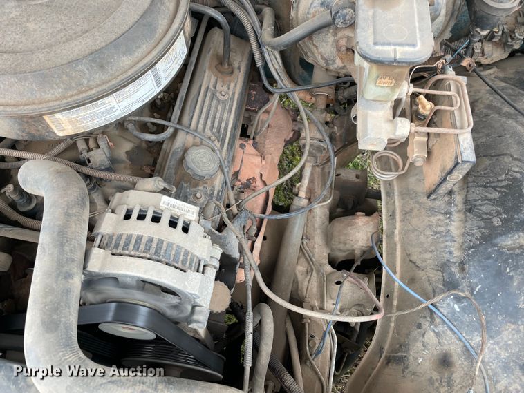 image for item MM9300 1994 Chevrolet K2500  bale bed pickup truck