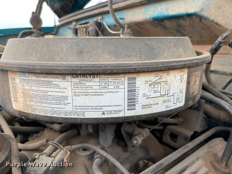 image for item MM9300 1994 Chevrolet K2500  bale bed pickup truck