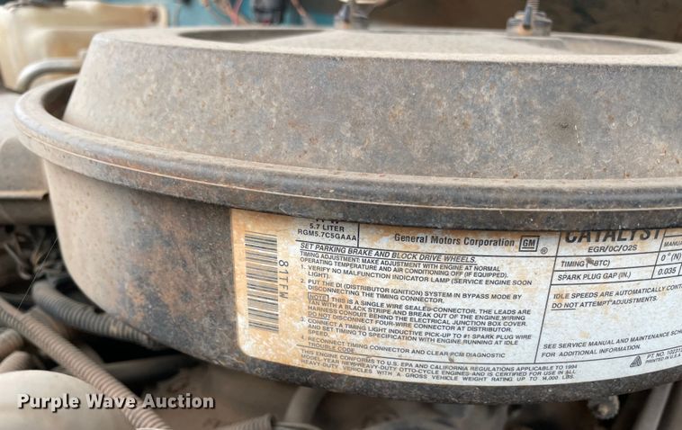 image for item MM9300 1994 Chevrolet K2500  bale bed pickup truck