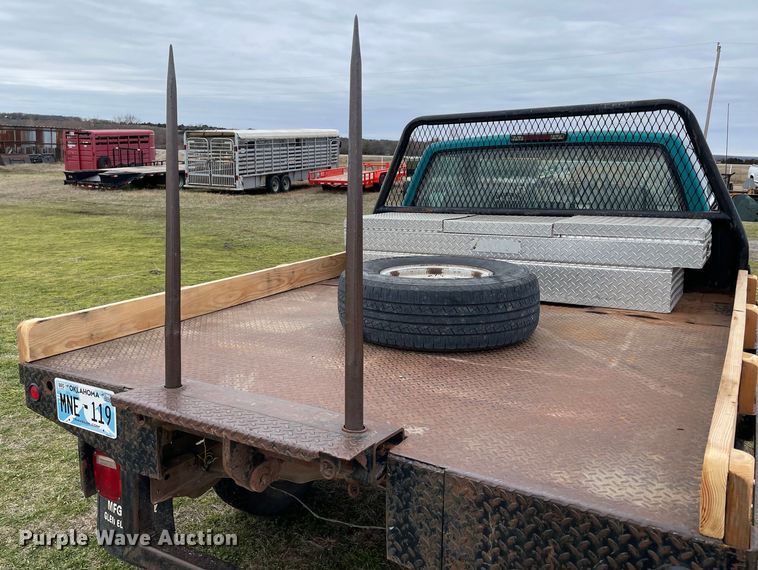 image for item MM9300 1994 Chevrolet K2500  bale bed pickup truck