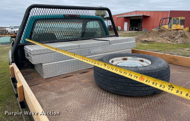 image for item MM9300 1994 Chevrolet K2500  bale bed pickup truck