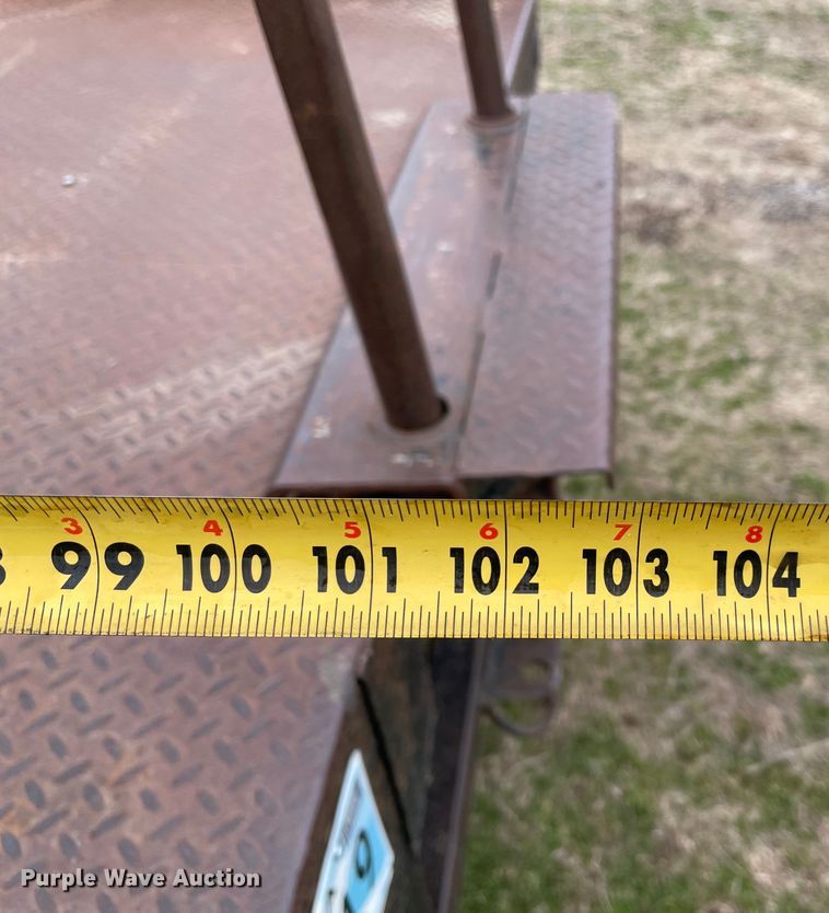 image for item MM9300 1994 Chevrolet K2500  bale bed pickup truck