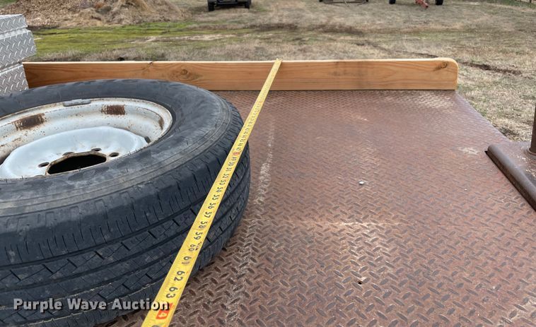 image for item MM9300 1994 Chevrolet K2500  bale bed pickup truck