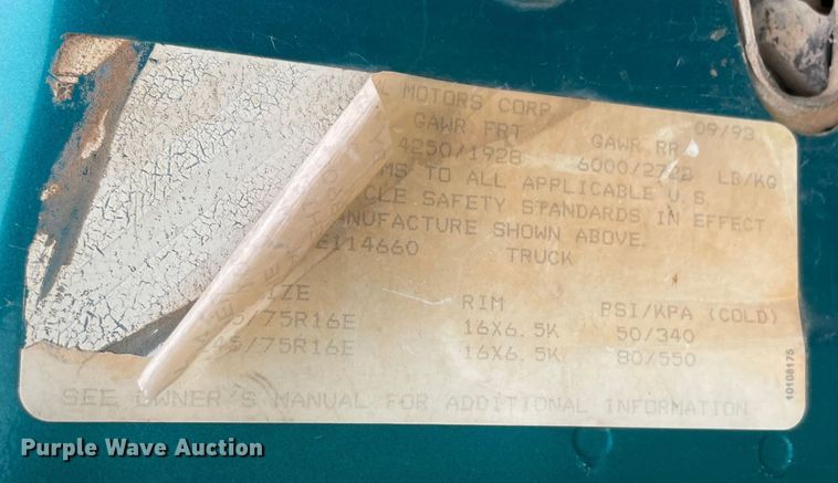 image for item MM9300 1994 Chevrolet K2500  bale bed pickup truck