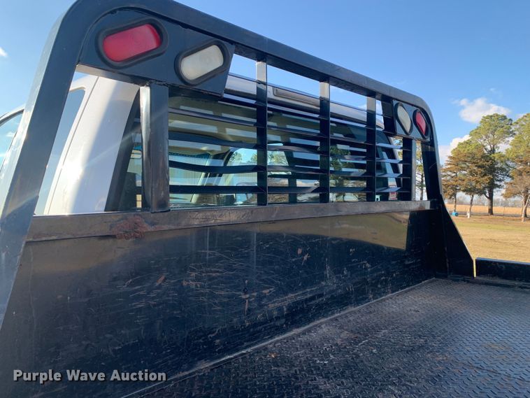 image for item MM9709 1999 Dodge Ram 3500  Quad Cab flatbed pickup truck