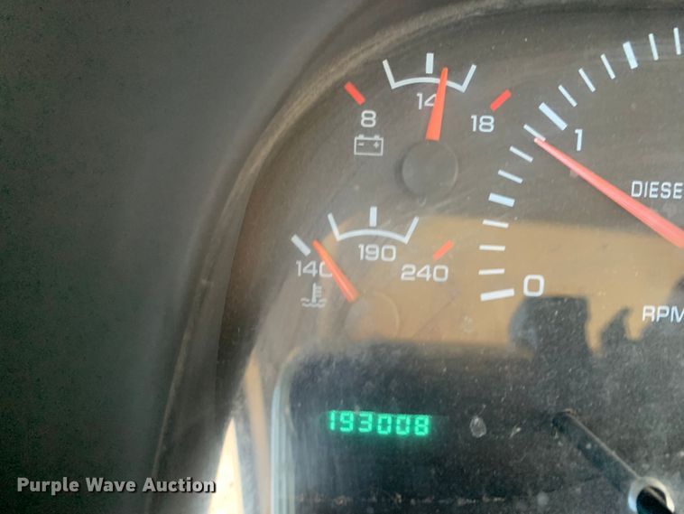 image for item MM9709 1999 Dodge Ram 3500  Quad Cab flatbed pickup truck