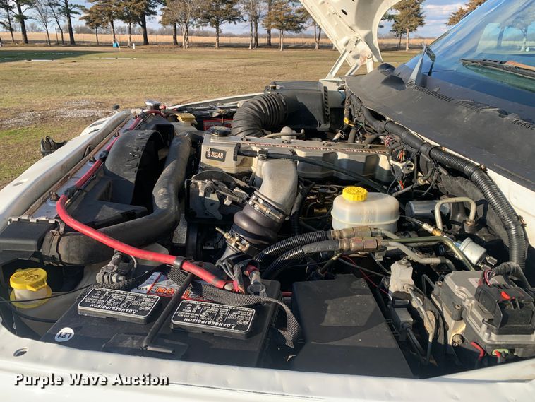 image for item MM9709 1999 Dodge Ram 3500  Quad Cab flatbed pickup truck