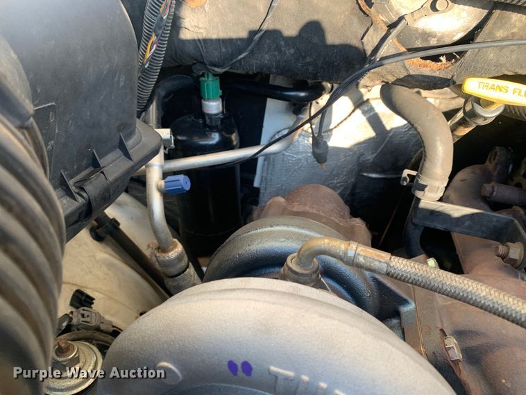 image for item MM9709 1999 Dodge Ram 3500  Quad Cab flatbed pickup truck