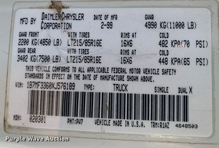 image for item MM9709 1999 Dodge Ram 3500  Quad Cab flatbed pickup truck