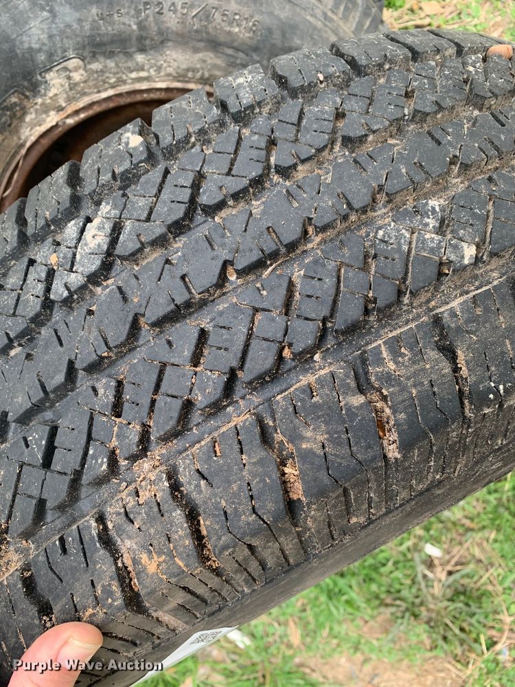 image for item MM9710 (8) tires