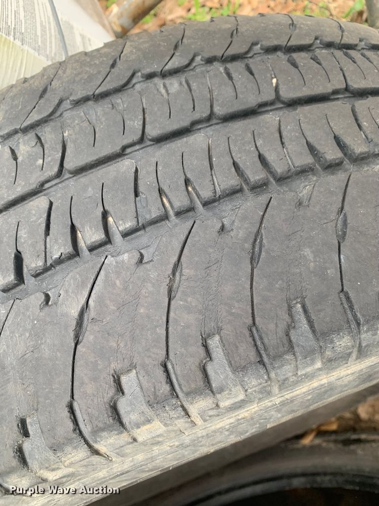 image for item MM9710 (8) tires