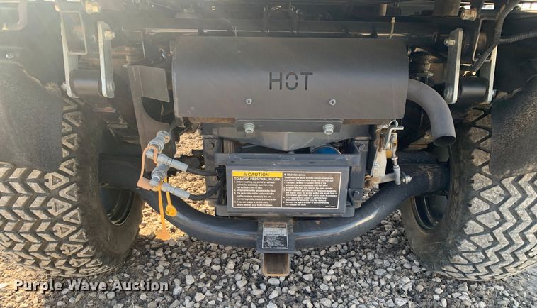 image for item MM9720 2011 Kubota RTV1100  utility vehicle