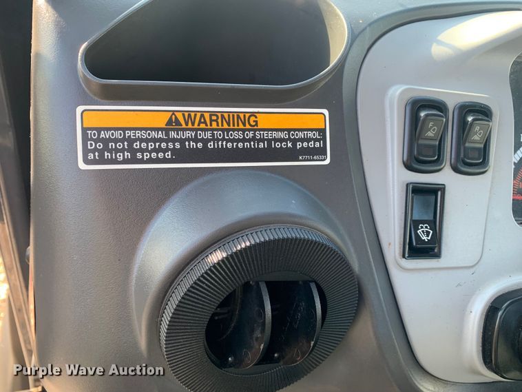 image for item MM9720 2011 Kubota RTV1100  utility vehicle