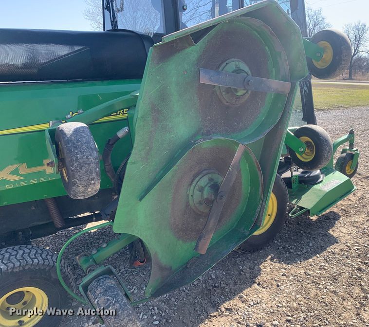 image for item MM9725 John Deere 1600  lawn mower