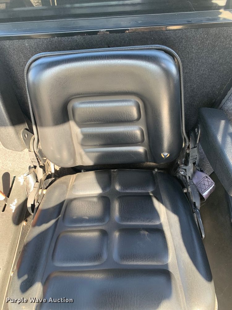 image for item MM9725 John Deere 1600  lawn mower