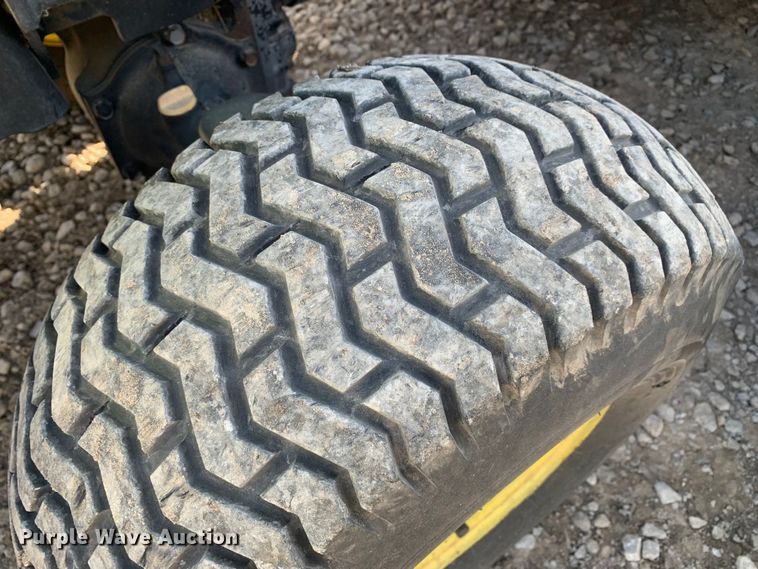 image for item MM9725 John Deere 1600  lawn mower