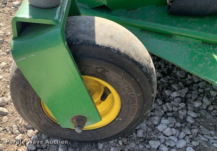 image for item MM9725 John Deere 1600  lawn mower