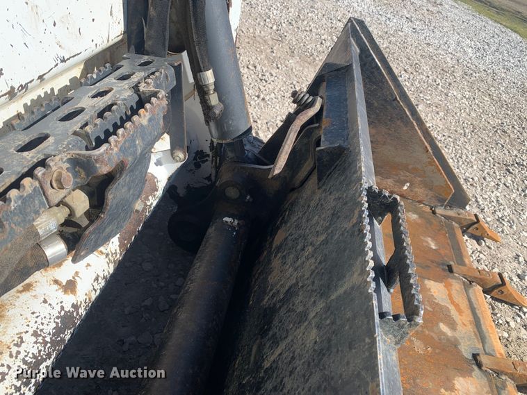 image for item MM9731 2015 Bobcat T590  tracked skid steer loader