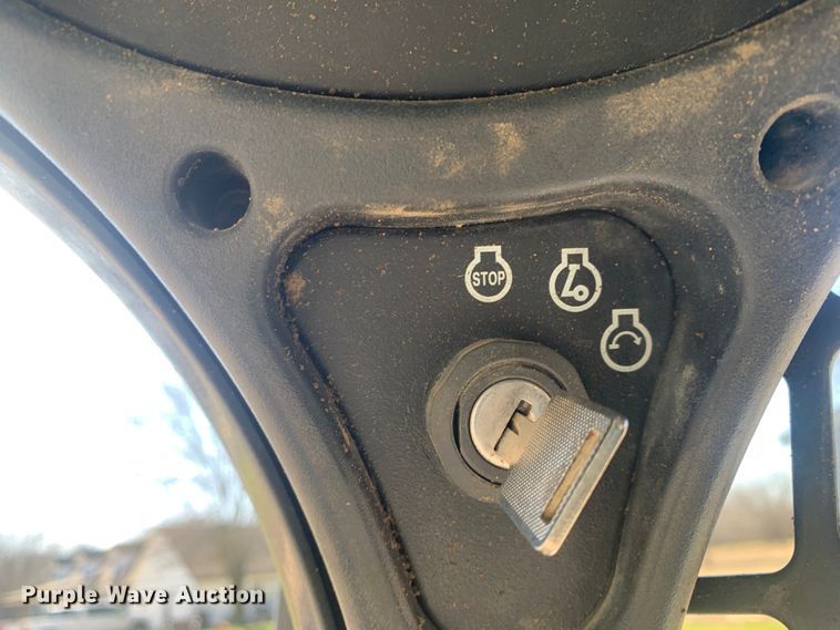 image for item MM9731 2015 Bobcat T590  tracked skid steer loader