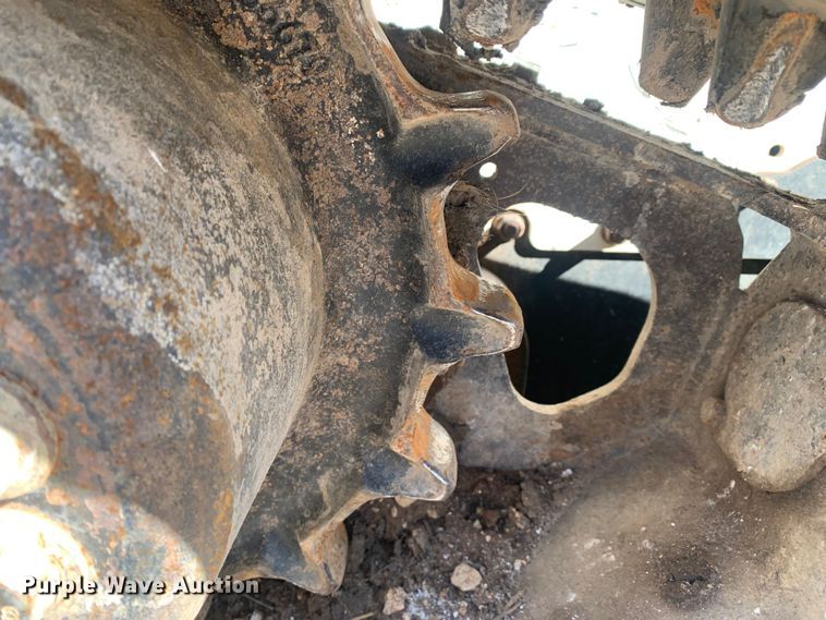 image for item MM9731 2015 Bobcat T590  tracked skid steer loader