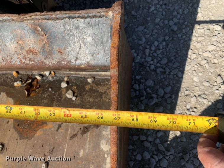 image for item MM9732 2005 Caterpillar 257B  tracked skid steer loader