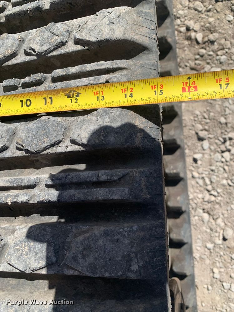 image for item MM9732 2005 Caterpillar 257B  tracked skid steer loader