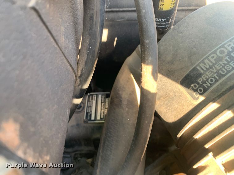 image for item MM9738 John Deere 4700  MFWD tractor