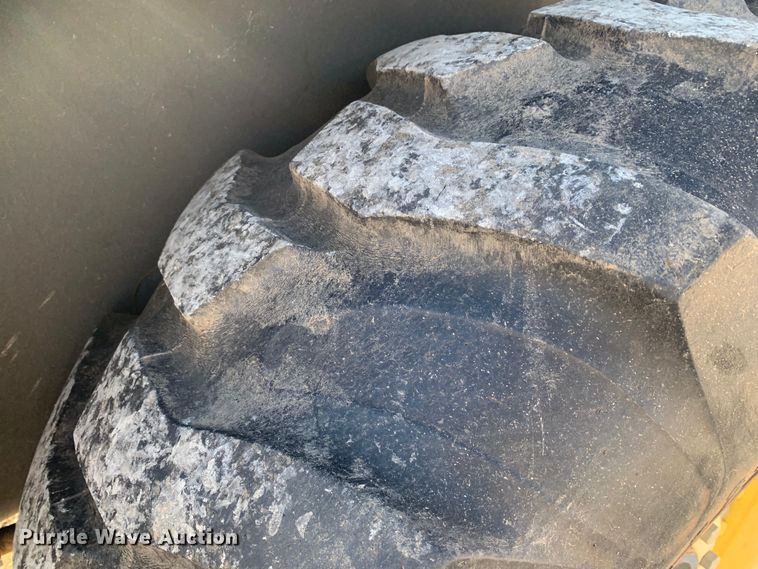 image for item MM9738 John Deere 4700  MFWD tractor