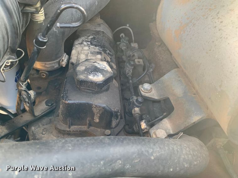 image for item MM9739 2002 John Deere 240  skid steer loader