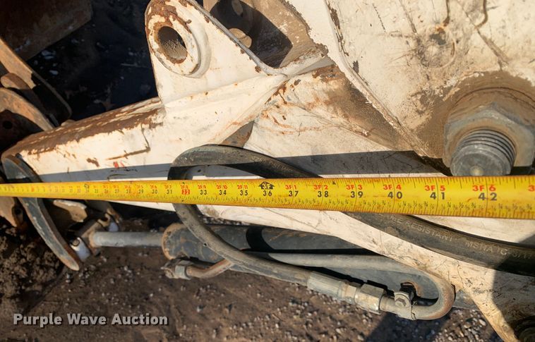 image for item MM9740 2004 Bobcat 325G  mini excavator