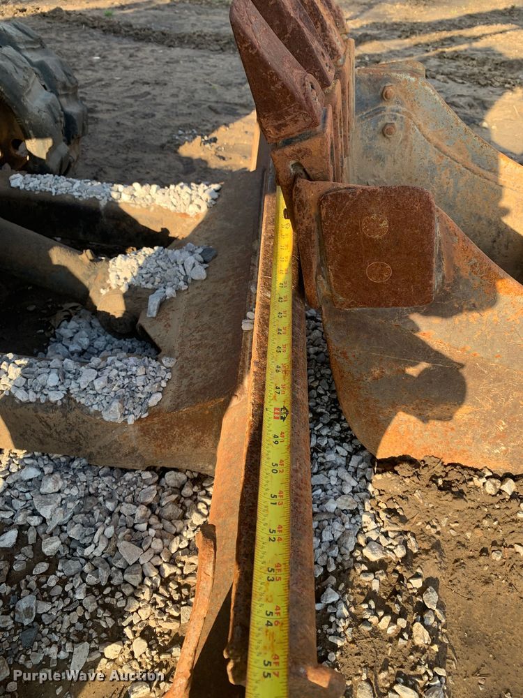 image for item MM9740 2004 Bobcat 325G  mini excavator