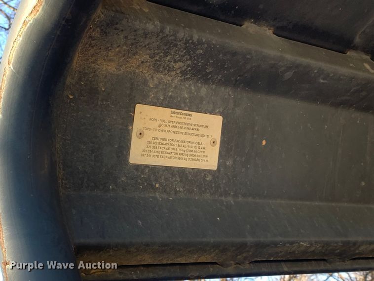 image for item MM9740 2004 Bobcat 325G  mini excavator
