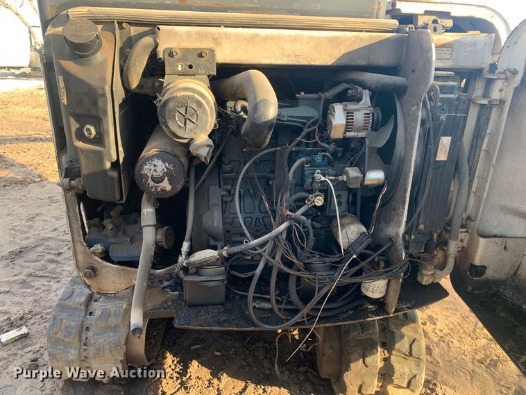 image for item MM9740 2004 Bobcat 325G  mini excavator