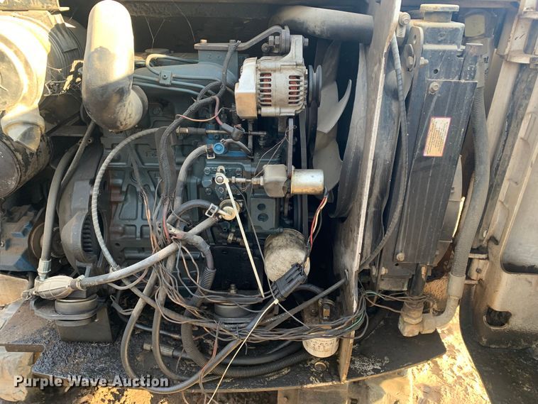 image for item MM9740 2004 Bobcat 325G  mini excavator