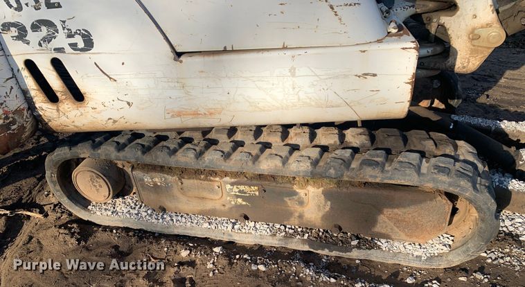 image for item MM9740 2004 Bobcat 325G  mini excavator