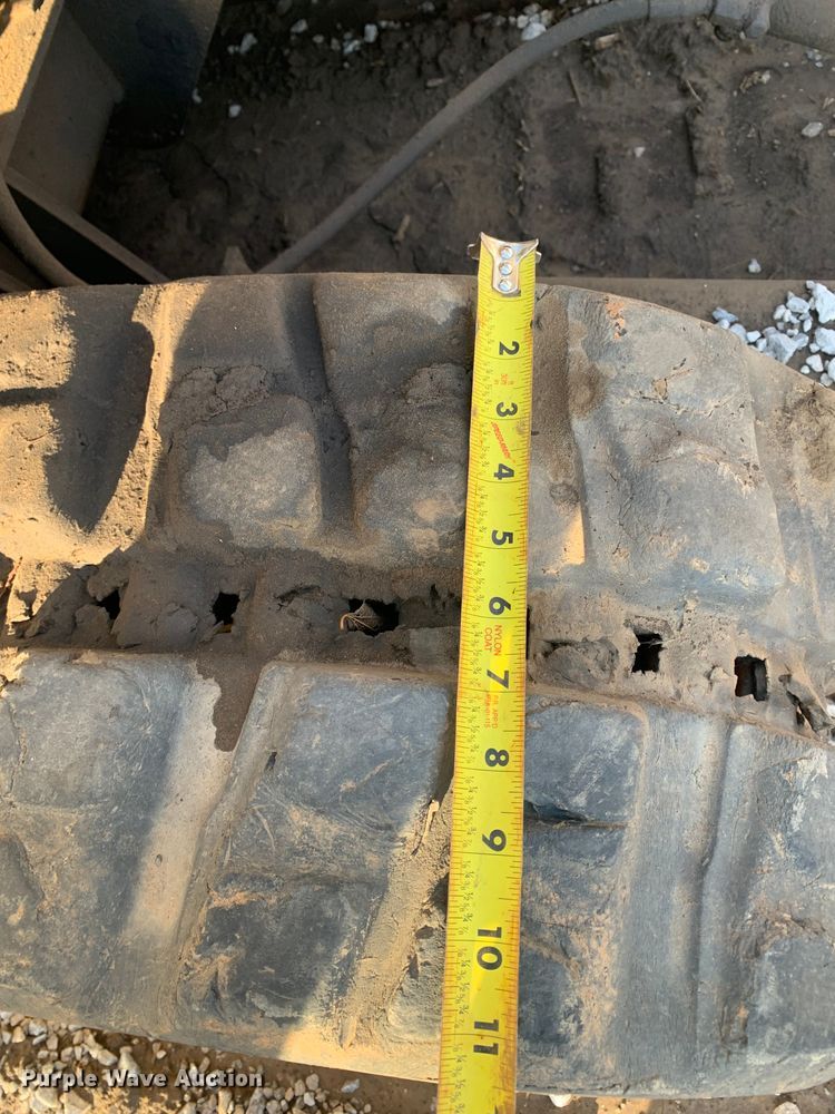 image for item MM9740 2004 Bobcat 325G  mini excavator