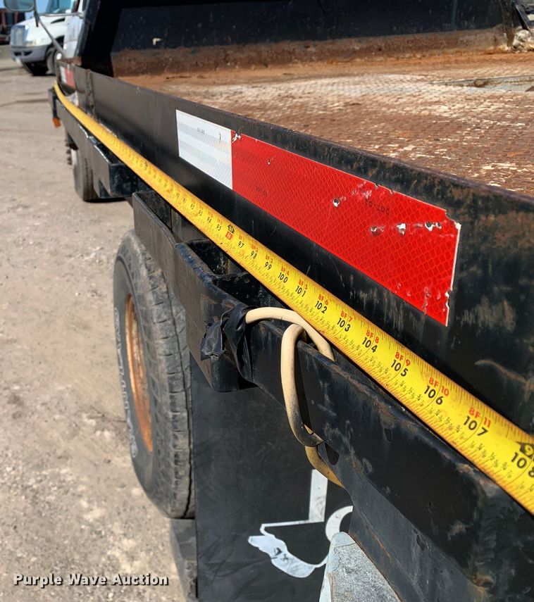 image for item MM9751 1996 Ford F450 Super Duty  flatbed truck