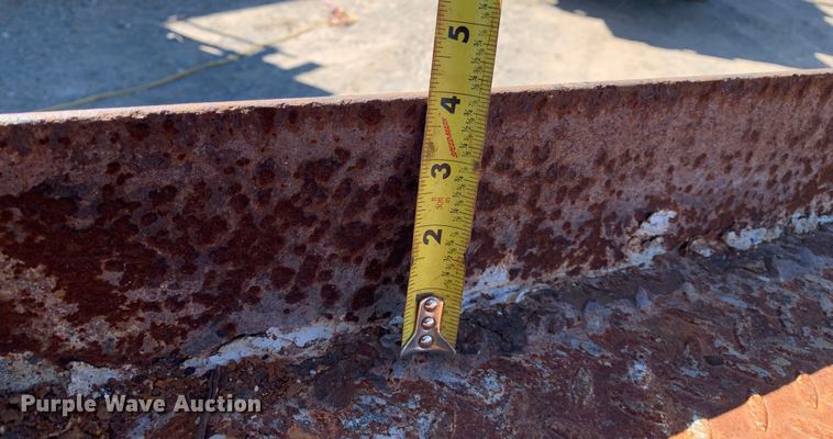 image for item MM9751 1996 Ford F450 Super Duty  flatbed truck