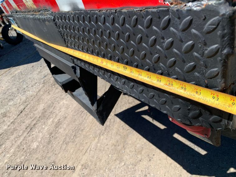 image for item MM9751 1996 Ford F450 Super Duty  flatbed truck