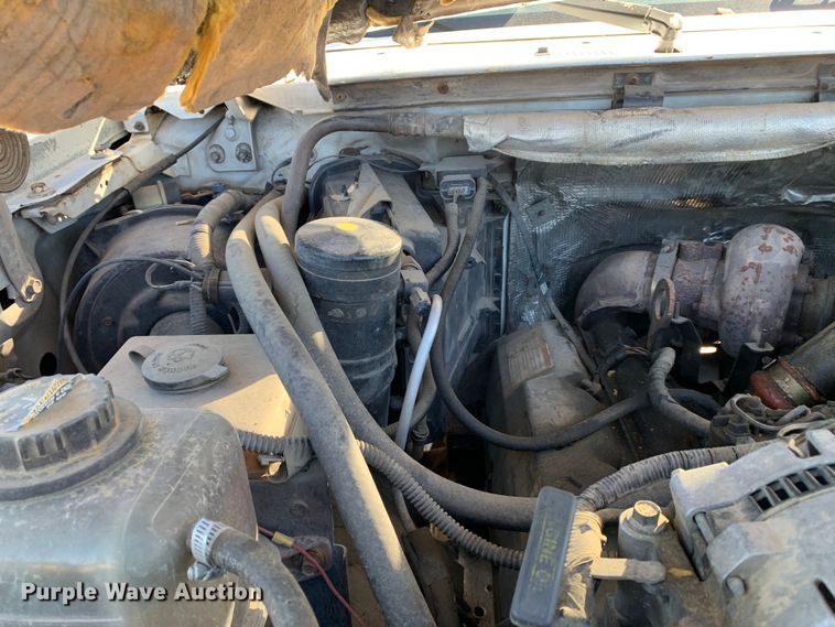 image for item MM9751 1996 Ford F450 Super Duty  flatbed truck