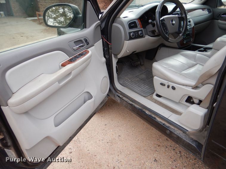 image for item MP9057 2008 Chevrolet Silverado 1500  Ext. Cab pickup truck