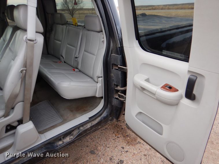 image for item MP9057 2008 Chevrolet Silverado 1500  Ext. Cab pickup truck