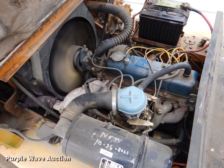 image for item MT9818 Komatsu FG25C-8  forklift