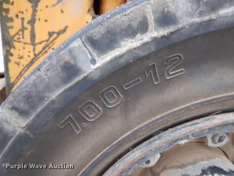 image for item MT9818 Komatsu FG25C-8  forklift