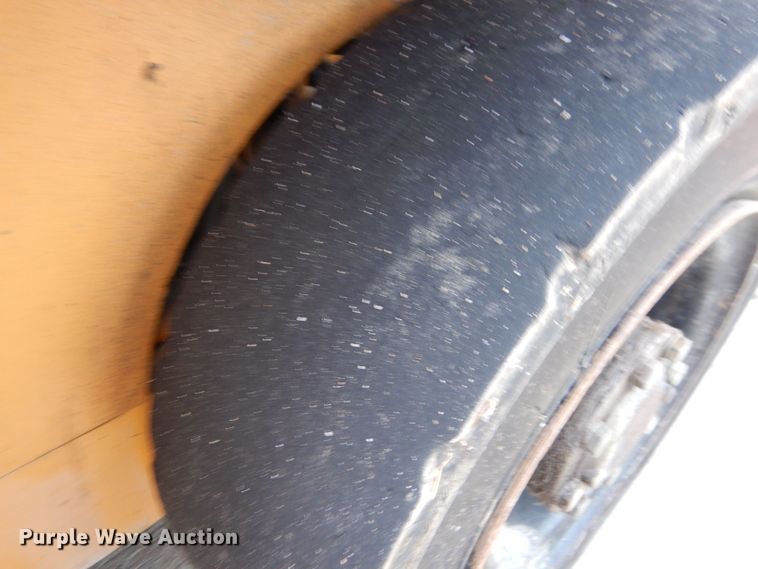 image for item MT9818 Komatsu FG25C-8  forklift