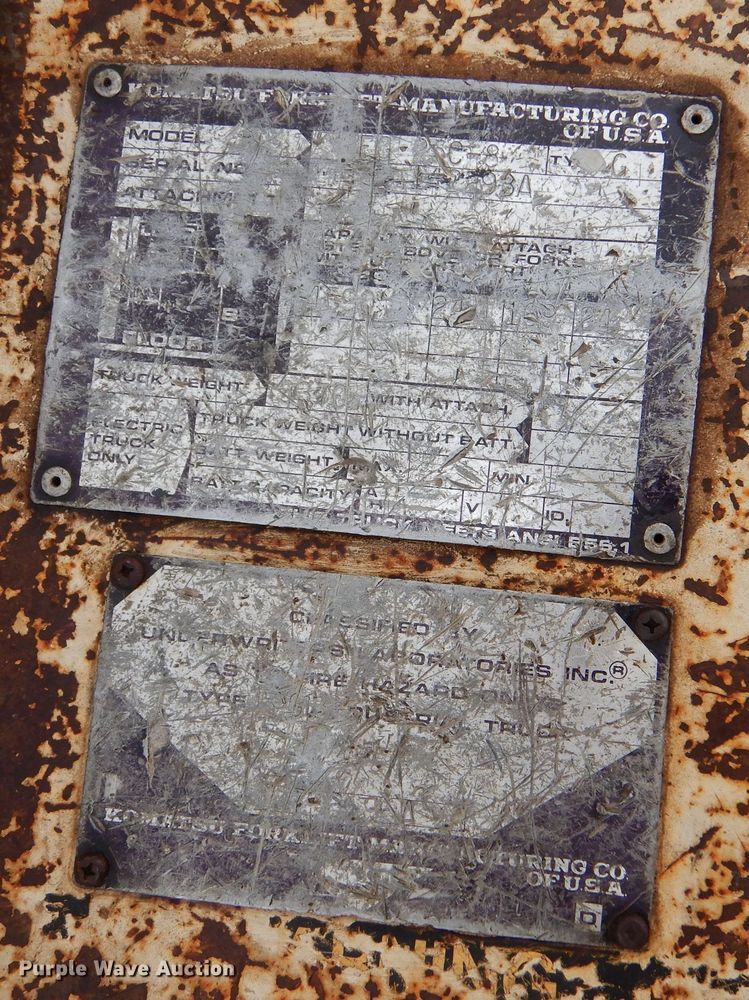 image for item MT9818 Komatsu FG25C-8  forklift