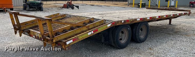 image for item MW9493 2001 Kiefer  equipment trailer