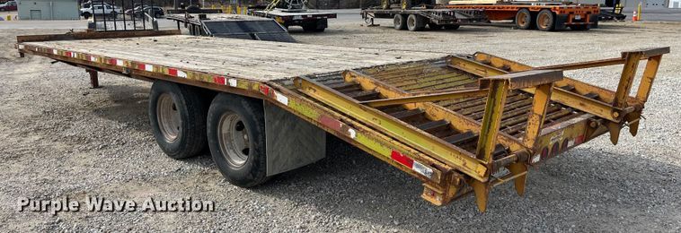 image for item MW9493 2001 Kiefer  equipment trailer