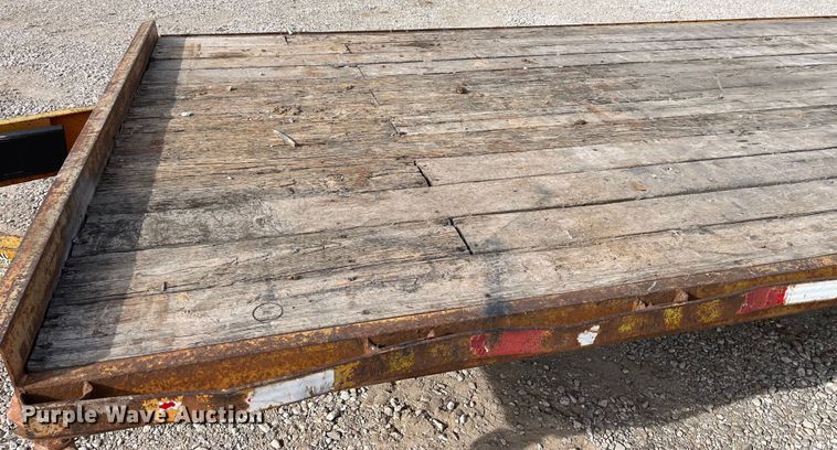 image for item MW9493 2001 Kiefer  equipment trailer